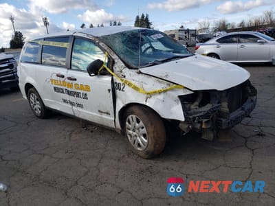 Czwarte zdjęcie samochodu z boku: 2019 DODGE GRAND CARAVAN SE VIN:2C7WDGBGXKR538539 - miniatura