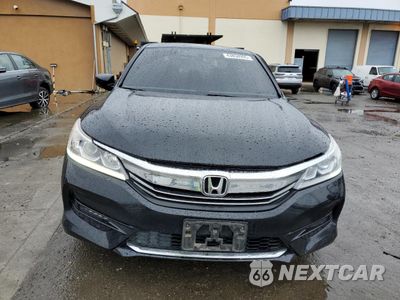 Piąte zdjęcie samochodu w środku: 2017 HONDA ACCORD SPORT SPECIAL EDITION VIN:1HGCR2F1XHA178147 - miniatura