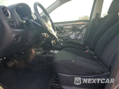 Zdjęcie 7 z 15 samochodu: 2018 NISSAN VERSA S VIN:3N1CN7AP8JL835595 - miniatura