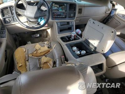 Zdjęcie 8 z 12 samochodu: 2004 GMC NEW SIERRA VIN:1GTEK19T24Z158697 - miniatura