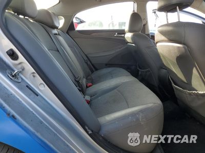 Zdjęcie 10 z 12 samochodu: 2012 HYUNDAI SONATA SE VIN:5NPEC4AC9CH458172 - miniatura