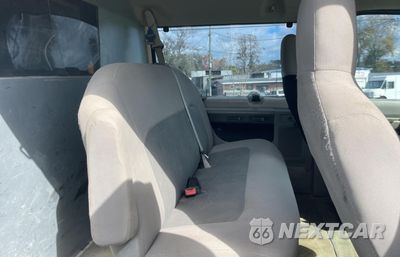 Zdjęcie 6 z 10 samochodu: 2014 FORD ECONOLINE E350 SUPER DUTY WAGON VIN:1FBSS3BL5EDA00429 - miniatura