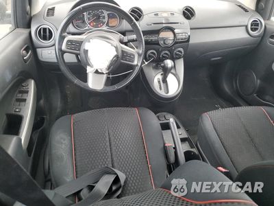 Zdjęcie 8 z 13 samochodu: 2014 MAZDA MAZDA2 TOURING VIN:JM1DE1LY2E0175836 - miniatura