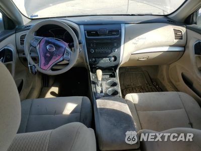 Zdjęcie 8 z 12 samochodu: 2013 NISSAN ALTIMA 2.5 VIN:1N4AL3AP4DC121293 - miniatura