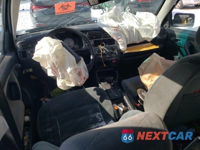 Zdjęcie 8 z 12 samochodu: 1998 VOLKSWAGEN GOLF GL VIN:3VWFA81H7WM245388 - miniatura