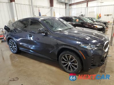 Czwarte zdjęcie samochodu z boku: 2024 BMW X6 XDRIVE40I VIN:5UX33EX01R9T16988 - miniatura