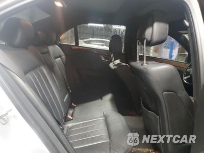 Zdjęcie 10 z 12 samochodu: 2011 MERCEDES-BENZ E 550 4MATIC VIN:WDDHF9AB7BA329836 - miniatura