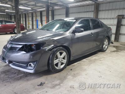 2014 TOYOTA CAMRY L 4T1BF1FK6EU739455 - główne zdjęcie licytacji z USA - miniatura