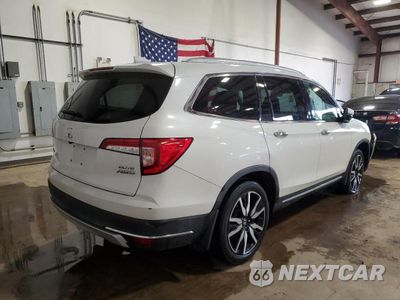 Trzecie zdjęcie samochodu z tyłu: 2020 HONDA PILOT ELITE VIN:5FNYF6H0XLB062228 - miniatura