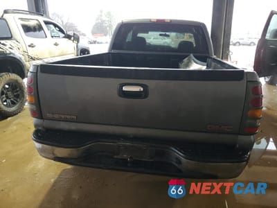 Zdjęcie 6 z 13 samochodu: 2001 GMC NEW SIERRA C1500 VIN:2GTEC19V011321866 - miniatura