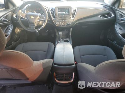 Zdjęcie 8 z 13 samochodu: 2016 CHEVROLET MALIBU LT VIN:1G1ZE5ST6GF292332 - miniatura