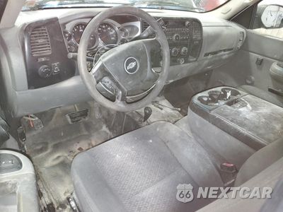 Zdjęcie 8 z 12 samochodu: 2007 CHEVROLET SILVERADO K2500 HEAVY DUTY VIN:1GCHK29K97E591018 - miniatura