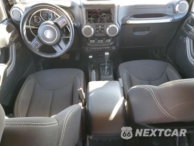 Zdjęcie 8 z 16 samochodu: 2017 JEEP WRANGLER UNLIMITED SAHARA VIN:1C4BJWEG3HL733863 - miniatura