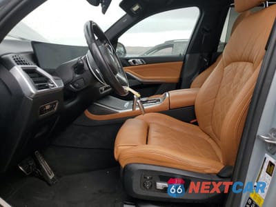 Zdjęcie 7 z 14 samochodu: 2023 BMW X7 XDRIVE40I VIN:5UX23EM04P9P81441 - miniatura