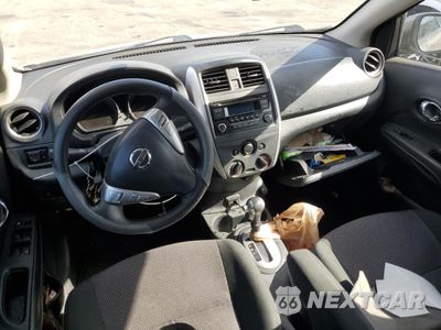 Zdjęcie 8 z 12 samochodu: 2017 NISSAN VERSA S VIN:3N1CN7AP6HL857346 - miniatura