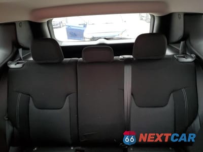 Zdjęcie 10 z 14 samochodu: 2021 JEEP RENEGADE SPORT VIN:ZACNJCAB0MPM55951 - miniatura
