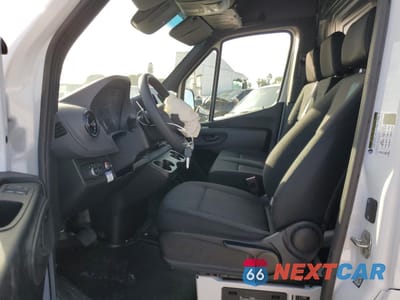 Zdjęcie 7 z 14 samochodu: 2024 MERCEDES-BENZ SPRINTER 2500 VIN:W1Y4KCHY6RT190675 - miniatura