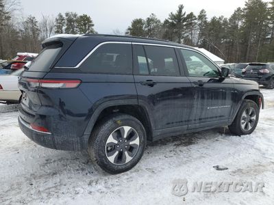 Trzecie zdjęcie samochodu z tyłu: 2024 JEEP GRAND CHEROKEE LIMITED 4XE VIN:1C4RJYB65R8582910 - miniatura