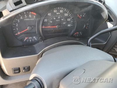 Zdjęcie 9 z 13 samochodu: 2005 NISSAN TITAN XE VIN:1N6BA07A05N545904 - miniatura