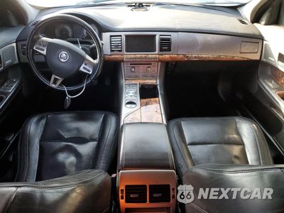 Zdjęcie 8 z 12 samochodu: 2009 JAGUAR XF SUPERCHARGED VIN:SAJWA07C291R19174 - miniatura