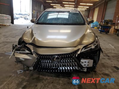 Piąte zdjęcie samochodu w środku: 2024 LEXUS NX 350H BASE VIN:JTJGKCEZ8R5017630 - miniatura