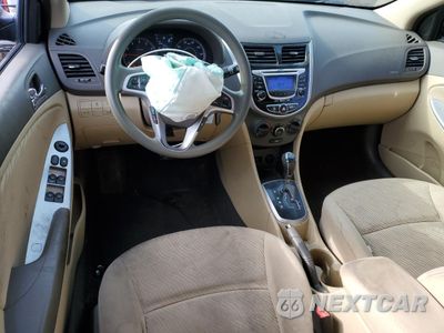 Zdjęcie 8 z 15 samochodu: 2013 HYUNDAI ACCENT GLS VIN:KMHCU4AE1DU435638 - miniatura