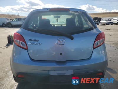 Zdjęcie 6 z 13 samochodu: 2013 MAZDA MAZDA2 VIN:JM1DE1KY1D0166531 - miniatura