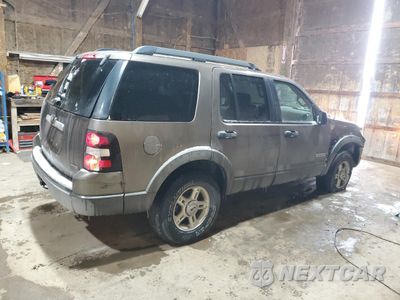 Trzecie zdjęcie samochodu z tyłu: 2006 FORD EXPLORER XLT VIN:1FMEU73E86UA15630 - miniatura