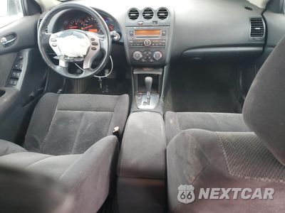 Zdjęcie 8 z 13 samochodu: 2008 NISSAN ALTIMA 2.5 VIN:1N4AL21E98N561836 - miniatura