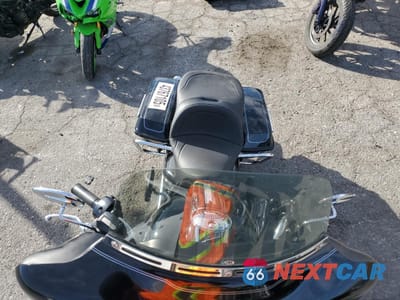 Piąte zdjęcie samochodu w środku: 2009 HARLEY-DAVIDSON FLHTCU VIN:1HD1FC4139Y629711 - miniatura