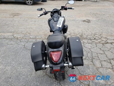 Czwarte zdjęcie samochodu z boku: 2018 SUZUKI VZ800 VIN:JS1VS56A3J2100123 - miniatura