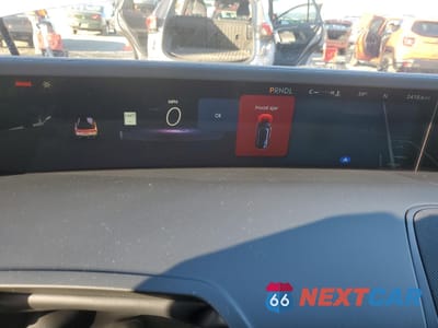 Zdjęcie 9 z 14 samochodu: 2024 LINCOLN NAUTILUS RESERVE VIN:5LMPJ8K41RJ881897 - miniatura