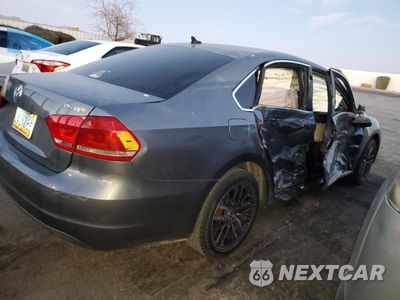 Trzecie zdjęcie samochodu z tyłu: 2015 VOLKSWAGEN PASSAT SE VIN:1VWBT7A35FC080093 - miniatura