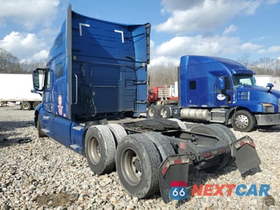 Trzecie zdjęcie samochodu z tyłu: 2019 VOLVO VN VNL VIN:4V4NC9EH4KN201099 - miniatura