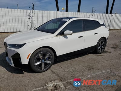2022 BMW IX XDRIVE50 WB523CF09NCK81824 - główne zdjęcie licytacji z USA - miniatura