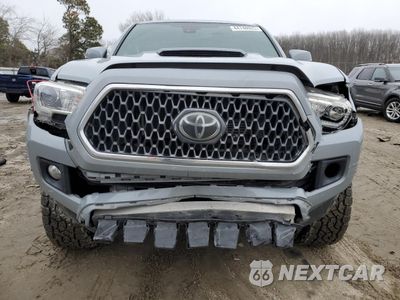 Piąte zdjęcie samochodu w środku: 2019 TOYOTA TACOMA DOUBLE CAB VIN:3TMCZ5AN2KM270860 - miniatura