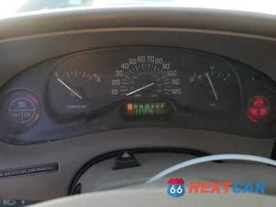 Zdjęcie 9 z 11 samochodu: 2000 BUICK CENTURY LIMITED VIN:2G4WY55J3Y1159611 - miniatura