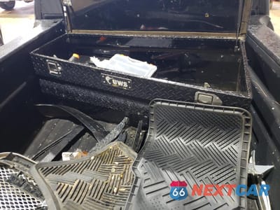 Zdjęcie 10 z 12 samochodu: 2000 GMC NEW SIERRA C1500 VIN:1GTEC14T2YZ291728 - miniatura