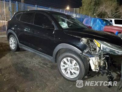 Czwarte zdjęcie samochodu z boku: 2019 HYUNDAI TUCSON SE VIN:KM8J23A43KU852982 - miniatura
