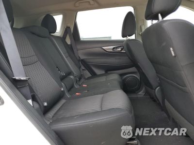 Zdjęcie 11 z 14 samochodu: 2018 NISSAN ROGUE S VIN:KNMAT2MV5JP579959 - miniatura