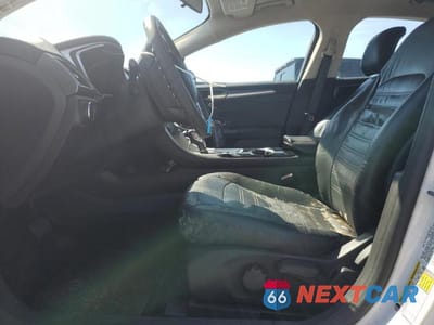 Zdjęcie 7 z 12 samochodu: 2015 FORD FUSION S HYBRID VIN:3FA6P0UU1FR106216 - miniatura