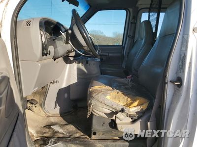 Zdjęcie 7 z 13 samochodu: 2001 FORD ECONOLINE E250 VAN VIN:1FTNE24L61HB58515 - miniatura