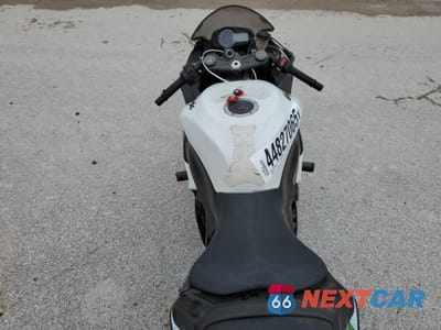 Zdjęcie 6 z 9 samochodu: 2014 KAWASAKI ZX636 E VIN:JKBZXJE10EA010755 - miniatura