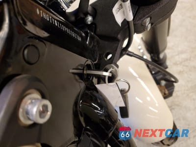 Zdjęcie 8 z 10 samochodu: 2023 HARLEY-DAVIDSON FXLRS VIN:1HD1YWZ18PB016178 - miniatura