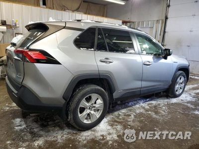 Trzecie zdjęcie samochodu z tyłu: 2021 TOYOTA RAV4 HYBRI VIN:2T3L6RPVXMW005646 - miniatura