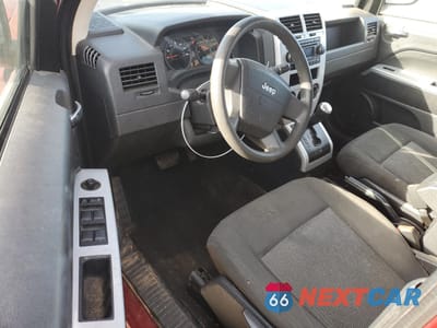 Zdjęcie 8 z 14 samochodu: 2008 JEEP COMPASS SPORT VIN:1J8FT47W58D628622 - miniatura