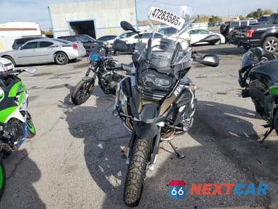 Drugie zdjęcie samochodu z przodu: 2020 BMW R 1250 GS ADVENTURE VIN:WB10J5304LZF79354 - miniatura