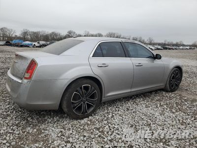 Trzecie zdjęcie samochodu z tyłu: 2013 CHRYSLER 300 VIN:2C3CCAAG3DH723028 - miniatura