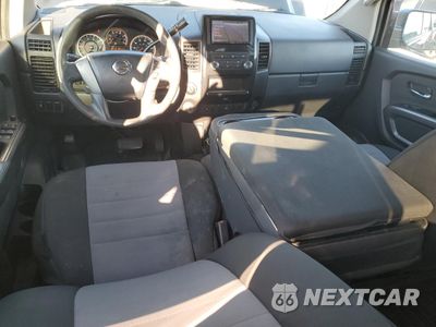 Zdjęcie 8 z 13 samochodu: 2015 NISSAN TITAN S VIN:1N6BA0EJ5FN513793 - miniatura