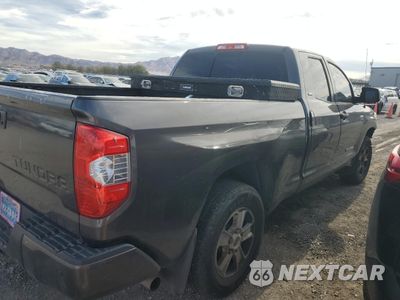 Trzecie zdjęcie samochodu z tyłu: 2016 TOYOTA TUNDRA DOUBLE CAB SR VIN:5TFRW5F1XGX194251 - miniatura